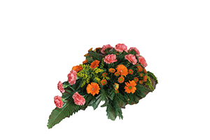 Blommor till begravning Södertälje - Beställ blommor till begravning - Kistdekoration i rosa och orange toner